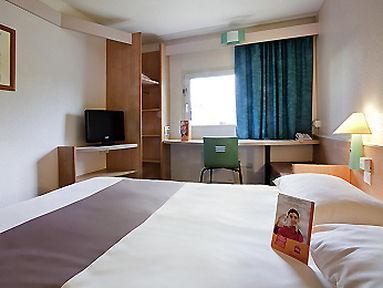 Ibis Car Ferry Hotel 3*