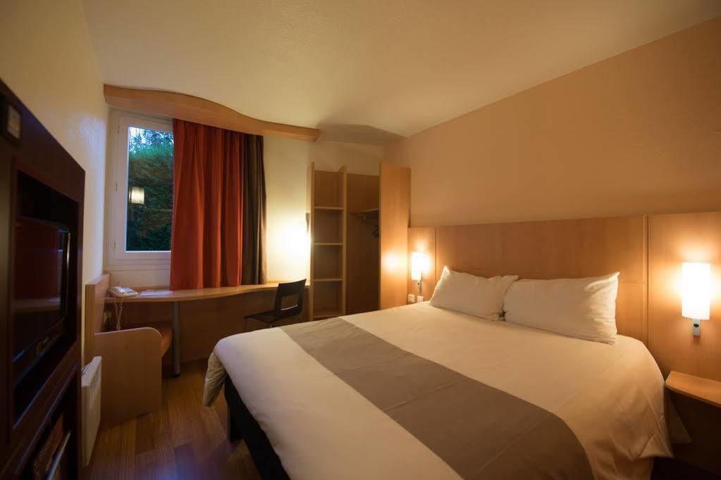 Hotel Ibis Car Ferry Calais
